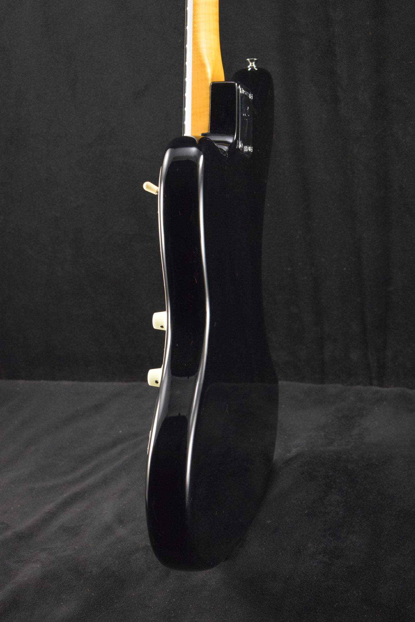 Fender Limited Edition American Vintage II 1966 Jazzmaster Rosewood Fingerboard Black