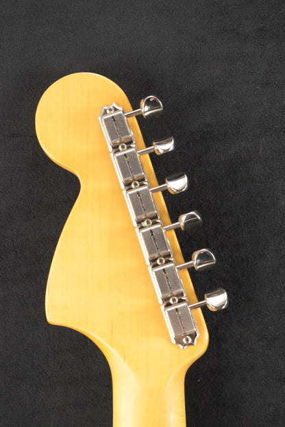 Fender Limited Edition American Vintage II 1966 Jazzmaster Rosewood Fingerboard Black