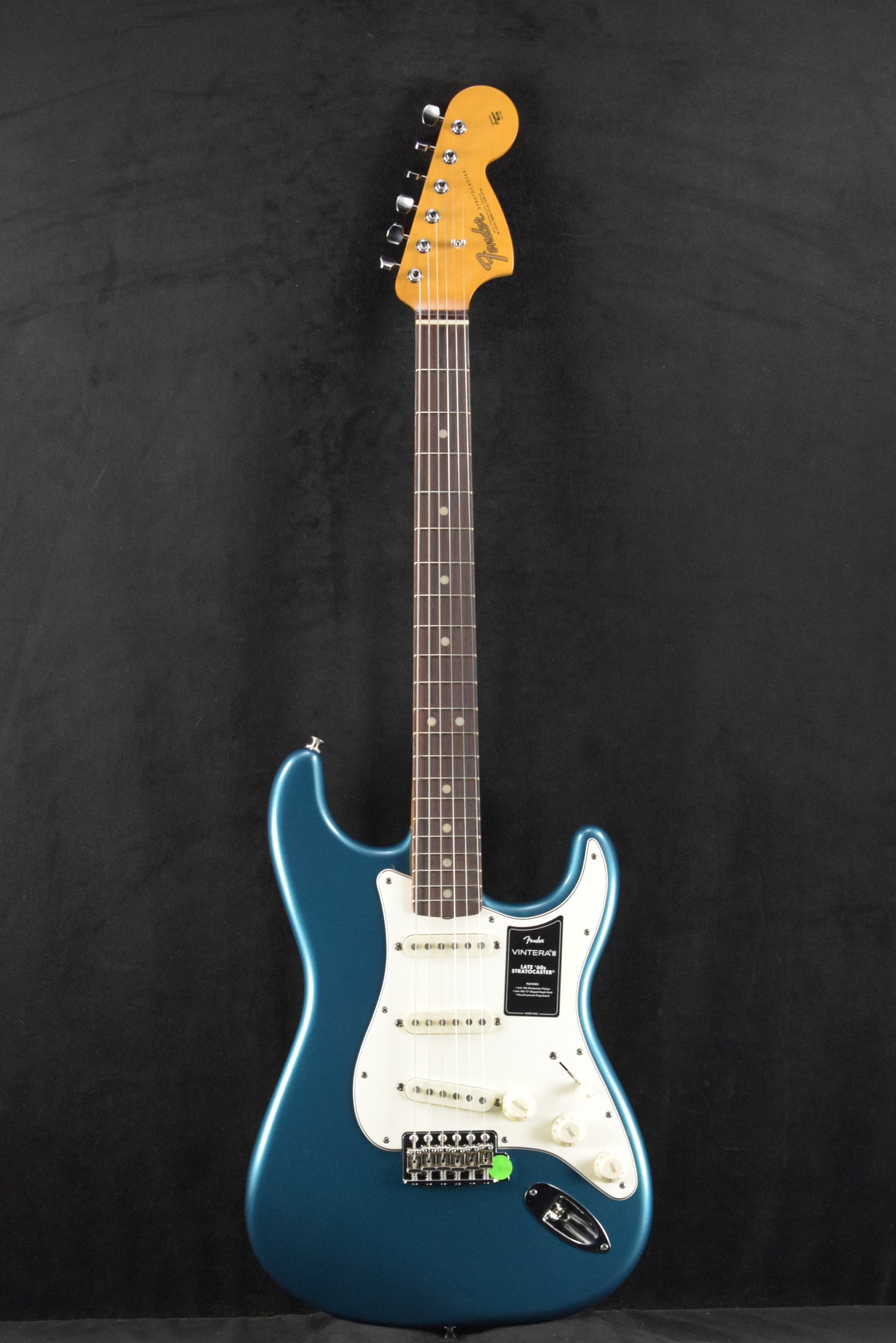 Fender Vintera III Late '60s Stratocaster Ocean Turquoise Rosewood Fingerboard