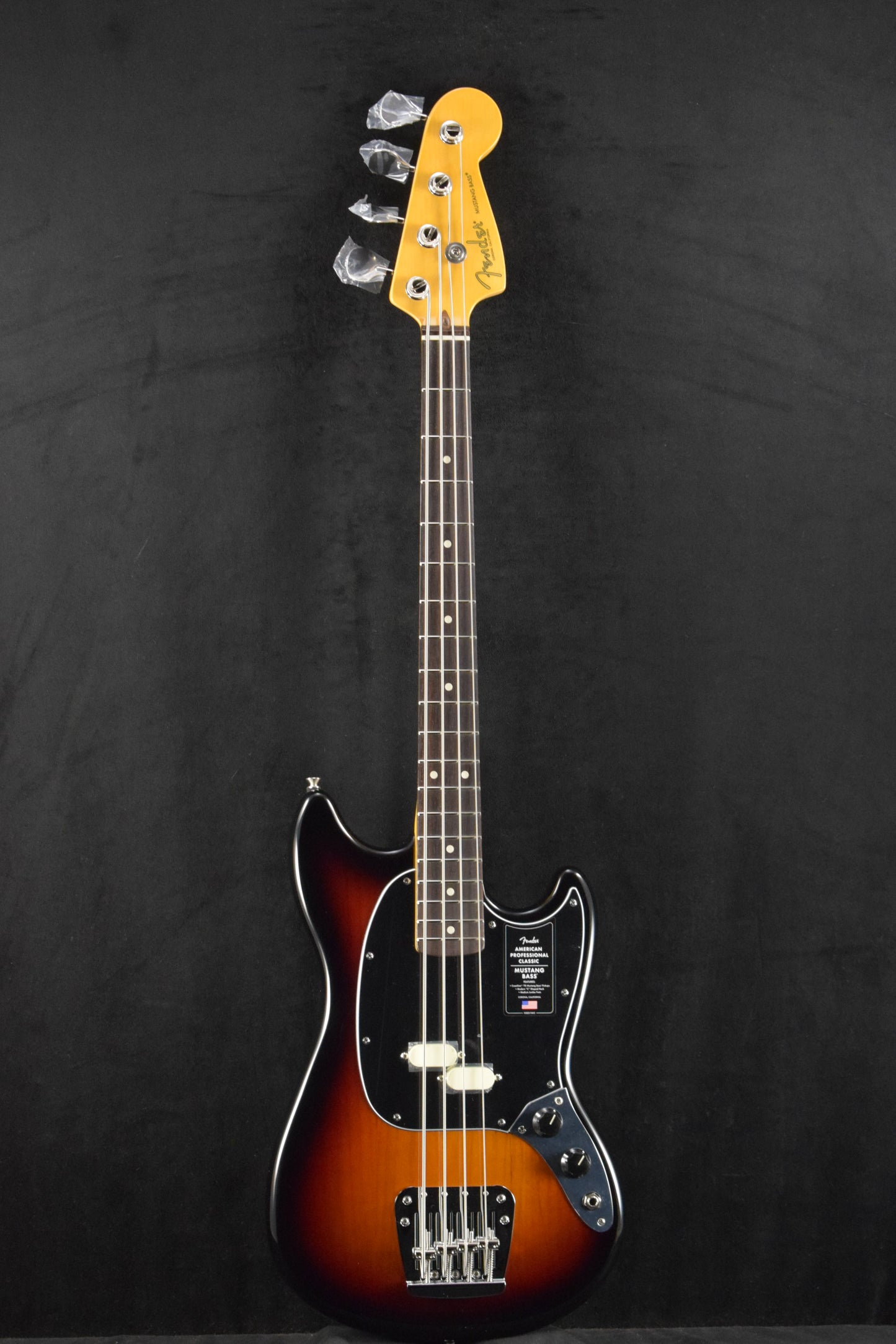 Fender American Professional Classic Mustang Bass 3-Color Sunburst Rosewood Fingerboard