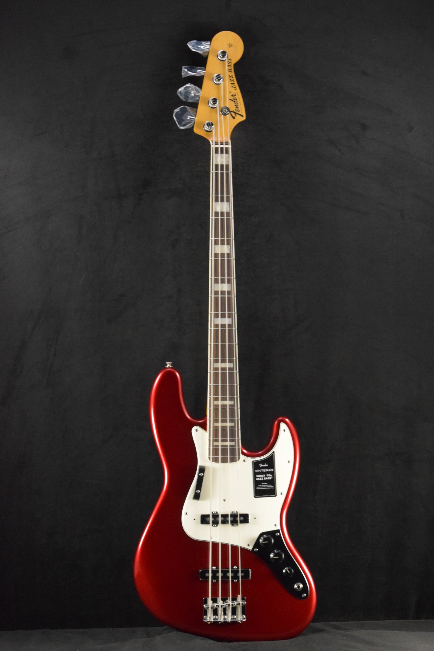 Fender Vintera III Early '70s Jazz Bass Candy Apple Red Rosewood Fingerboard