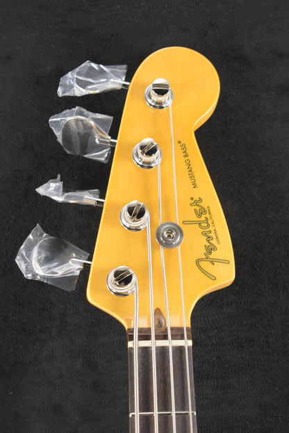 Fender American Professional Classic Mustang Bass 3-Color Sunburst Rosewood Fingerboard