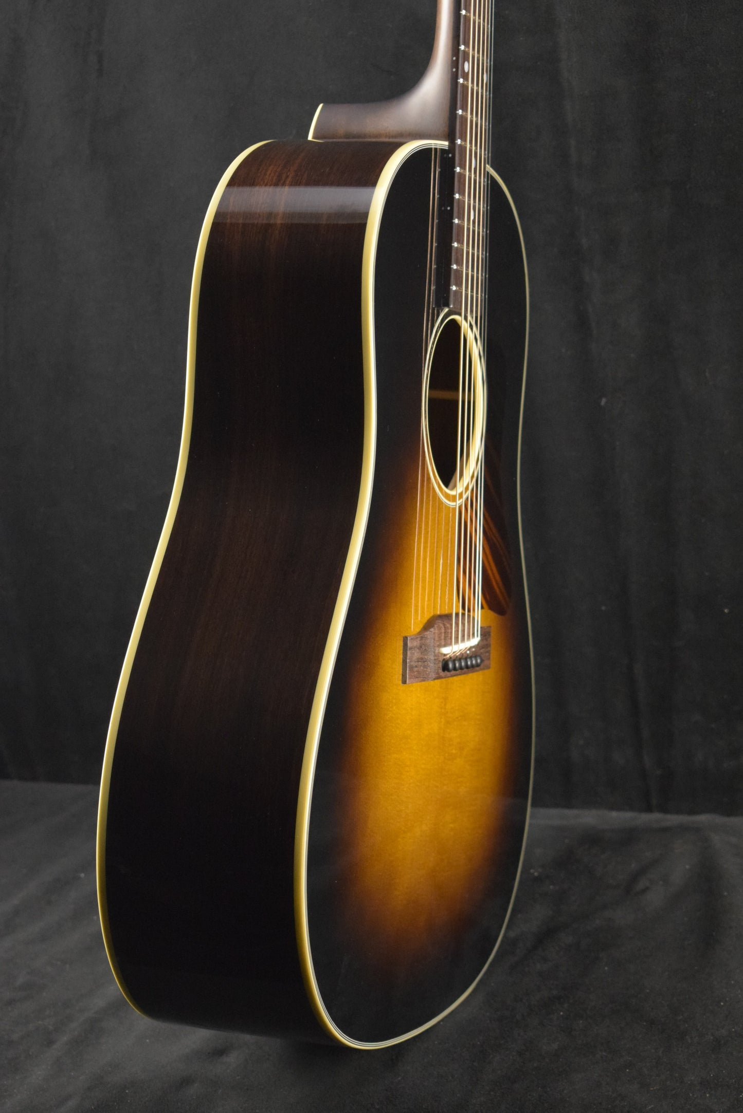 Eastman E20SS-TC Thermo Cured Slope Shoulder Dreadnought Sunburst Truetone Gloss