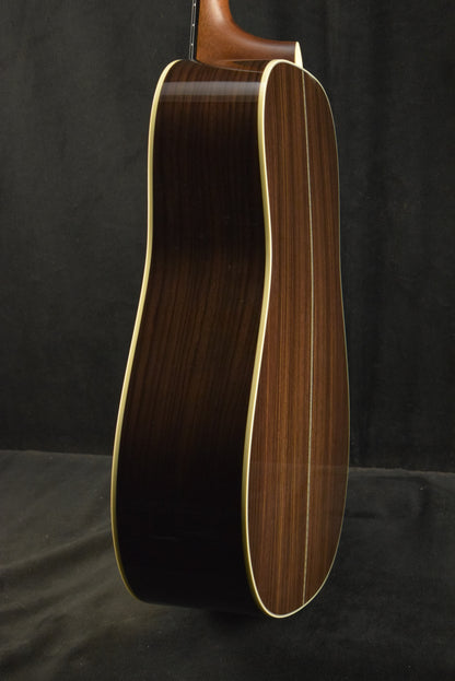 Martin HD-28 Natural