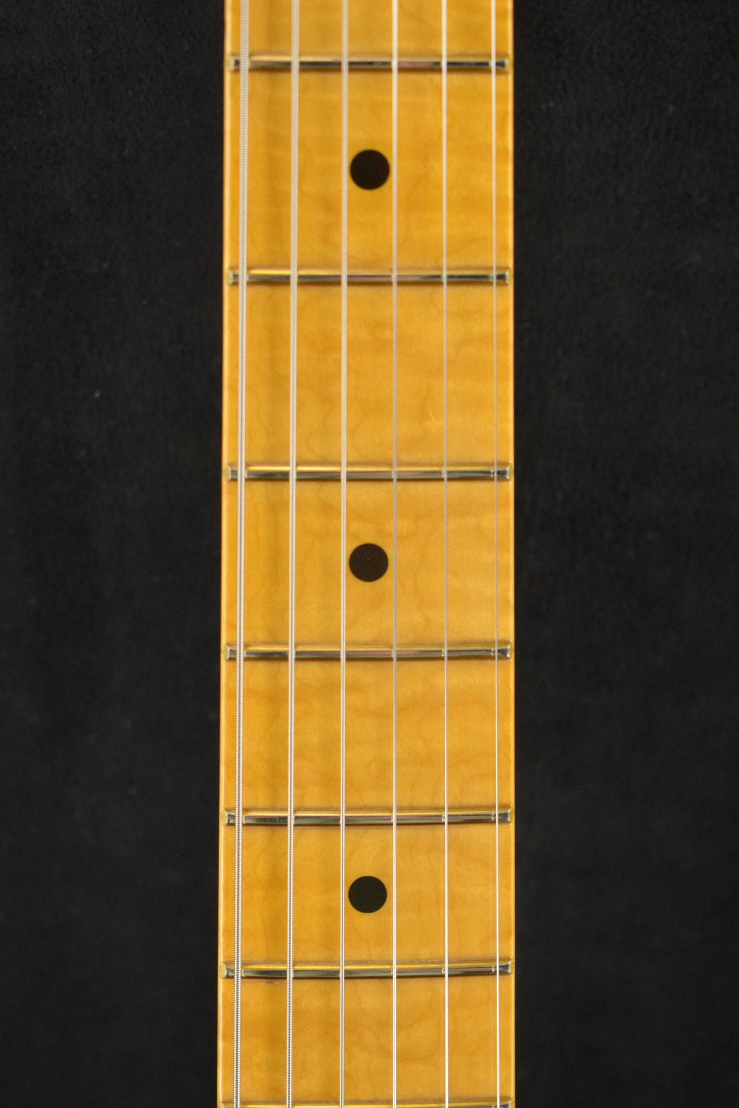 Fender Limited Edition American Vintage II 1957 Stratocaster Flame Maple Fingerboard White Blonde