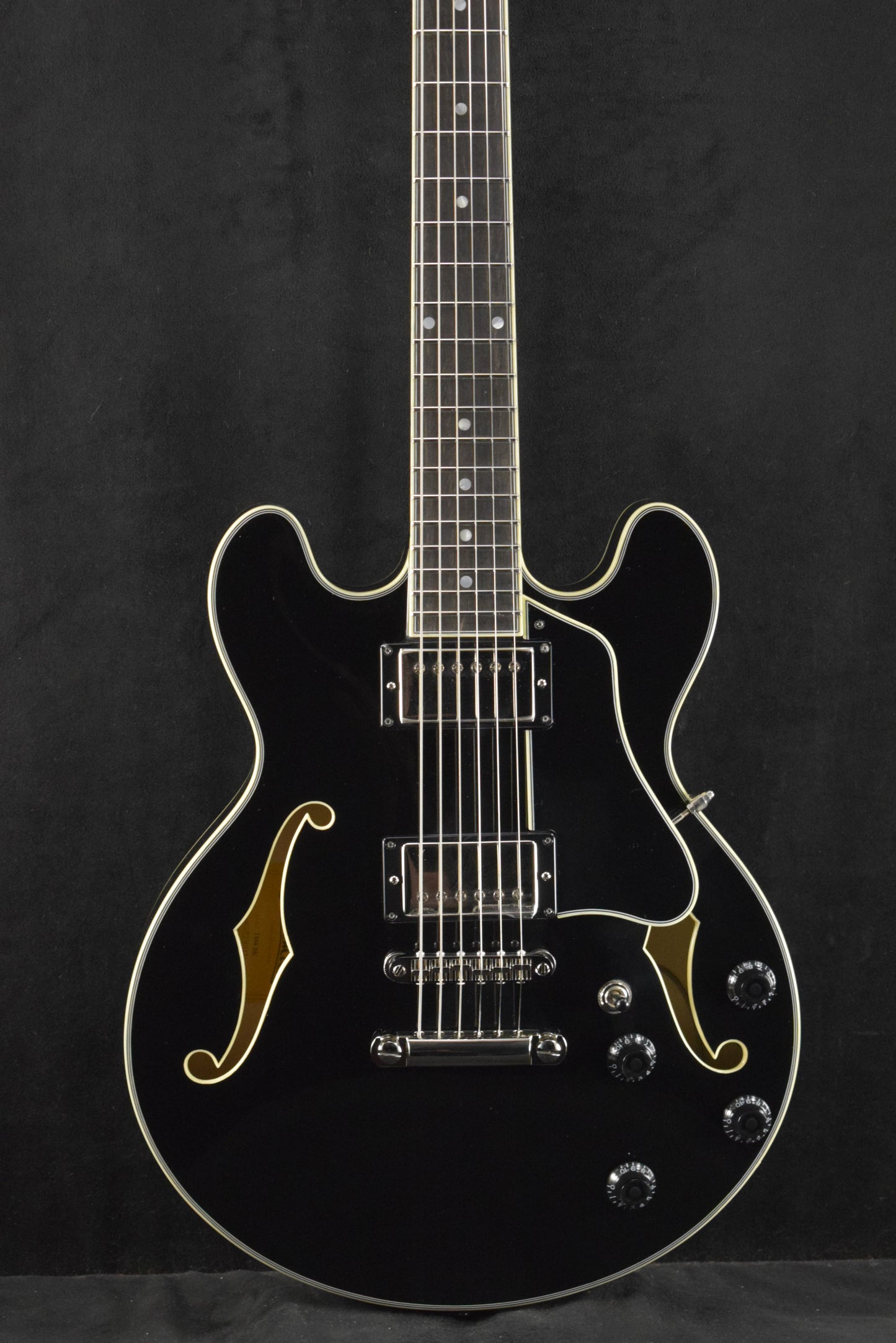 Eastman T484-BK Truetone Gloss Finish Black