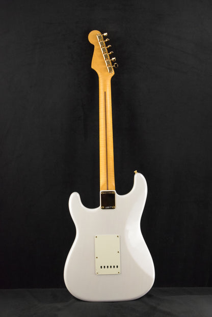 Fender Limited Edition American Vintage II 1957 Stratocaster Flame Maple Fingerboard White Blonde