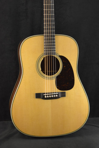 Martin HD-28E LR Baggs Anthem Natural