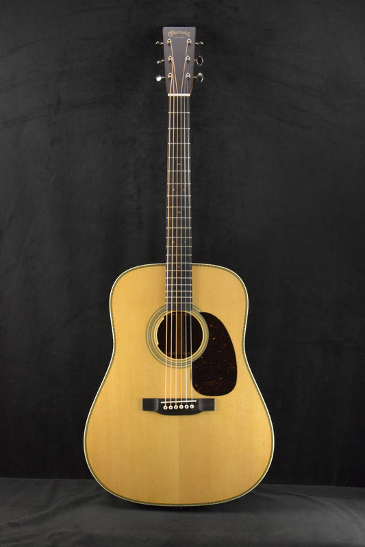 Martin HD-28E LR Baggs Anthem Natural