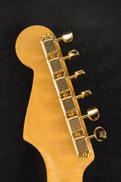 Fender Limited Edition American Vintage II 1957 Stratocaster Flame Maple Fingerboard White Blonde