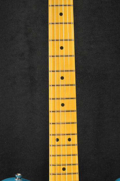 Fender American Professional II Telecaster Miami Blue Maple Fingerboard