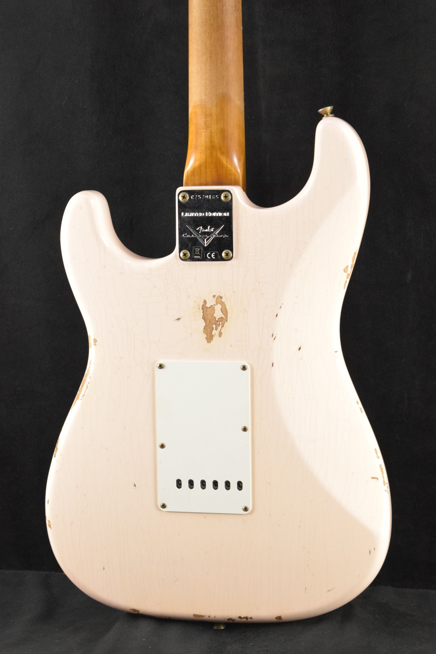 Fender Limited Edition '64 Stratocaster Relic - Super Faded Aged Shell Pink