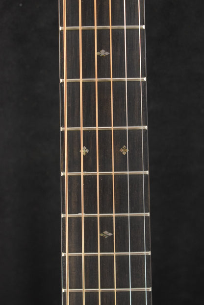 Martin HD-28E LR Baggs Anthem Natural