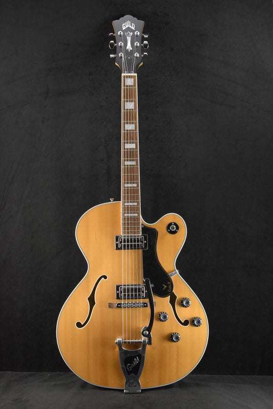 Guild T400 Limited Edition Archtop Natural SCRATCH & DENT