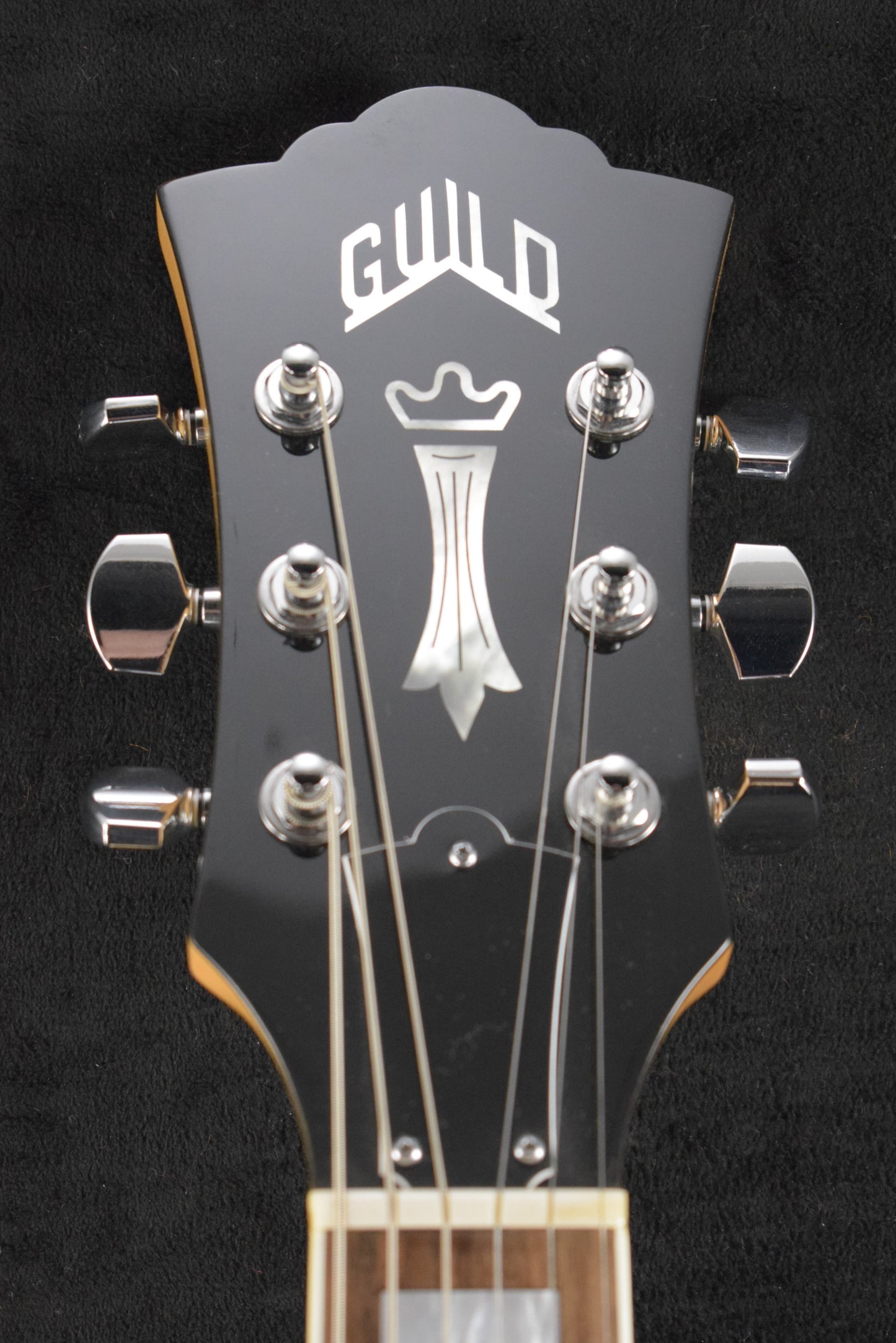 Guild T400 Limited Edition Archtop Natural SCRATCH & DENT