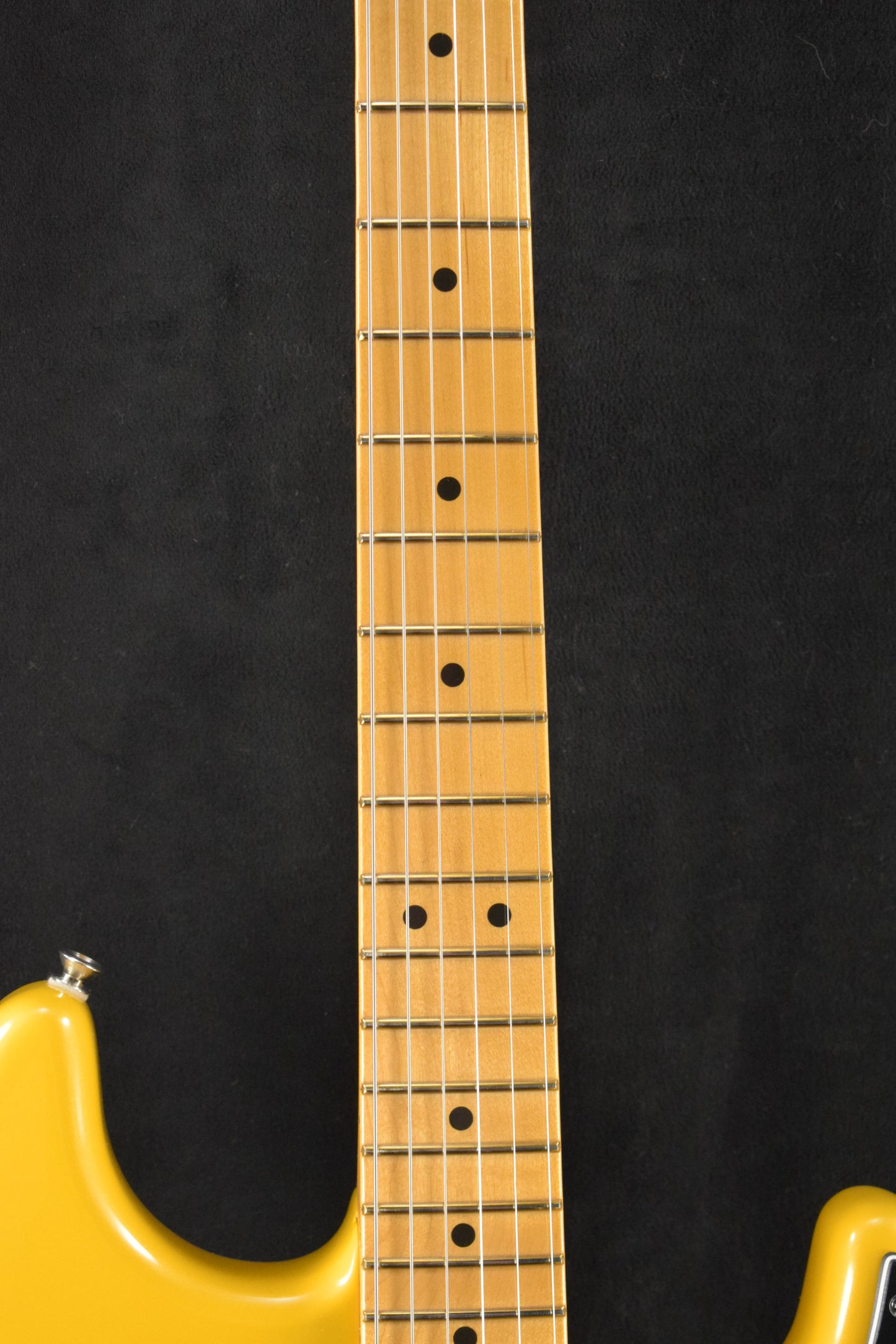 Fender Player II Modified Stratocaster Sunshine Yellow Maple Fingerboard