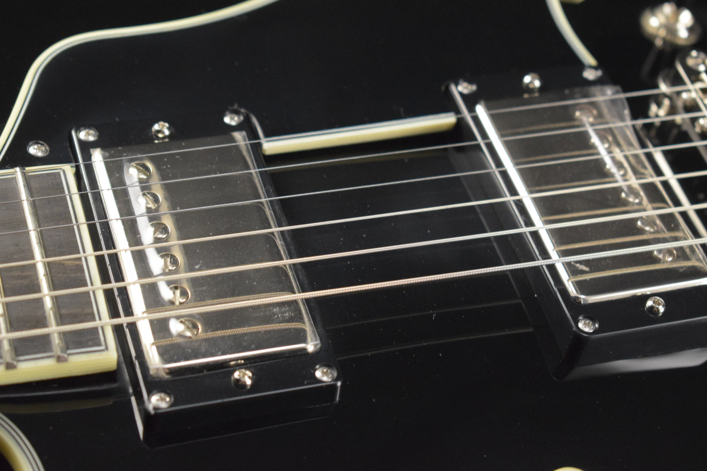 Eastman T484-BK Truetone Gloss Finish Black