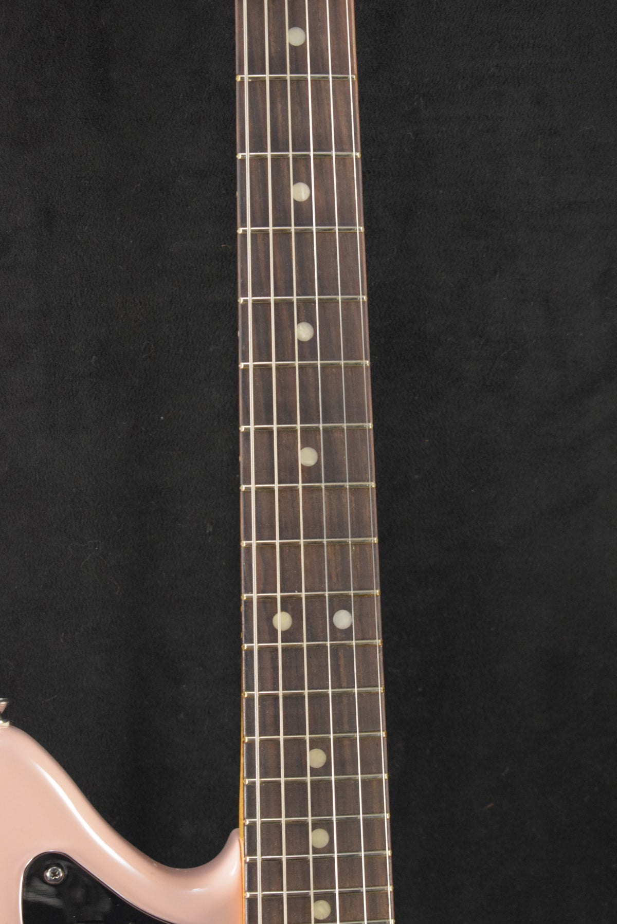 Fender Vintera III Mid '60s Jaguar Shell Pink Rosewood Fingerboard