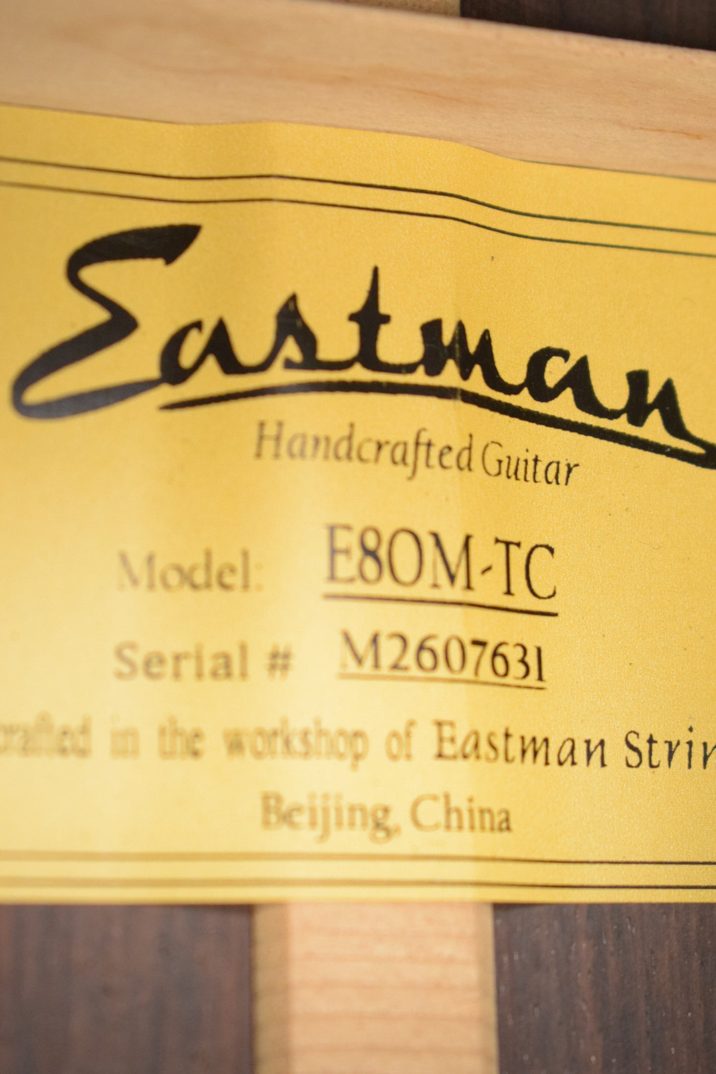 Eastman E8OM-TC Orchestra Model Thermo Cured Sitka Spruce Top Natural Truetone Gloss