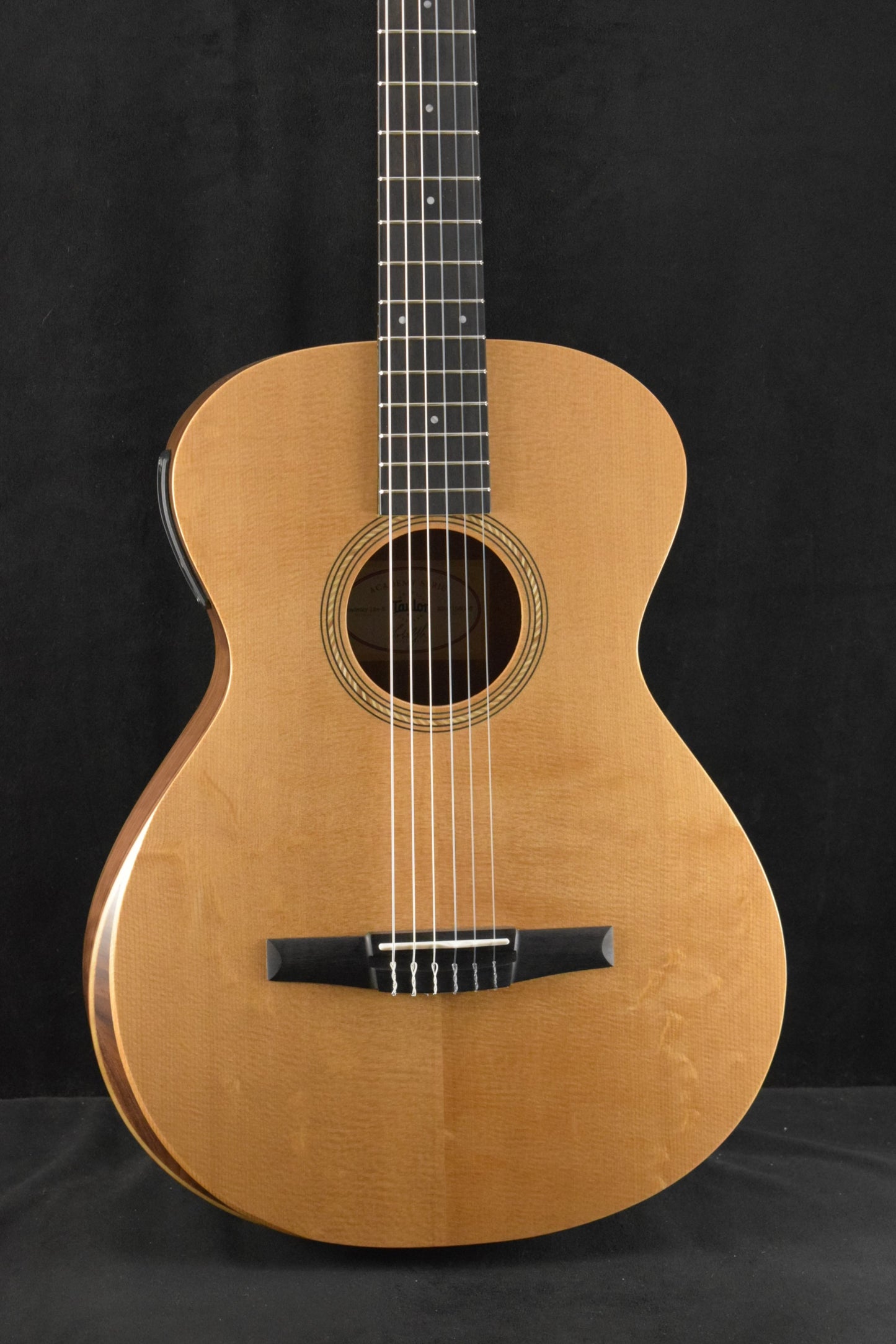 Taylor Academy 12e-N Nylon-String Acoustic-Electric Natural