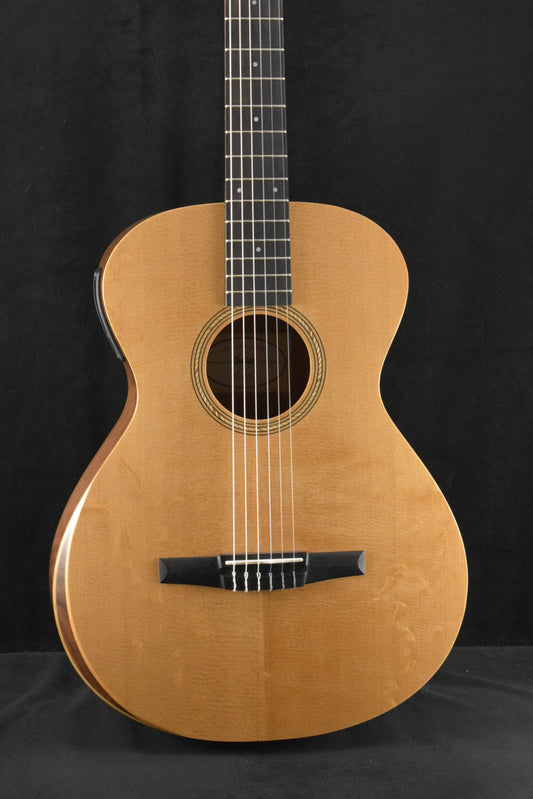Taylor Academy 12e-N Nylon-String Acoustic-Electric Natural