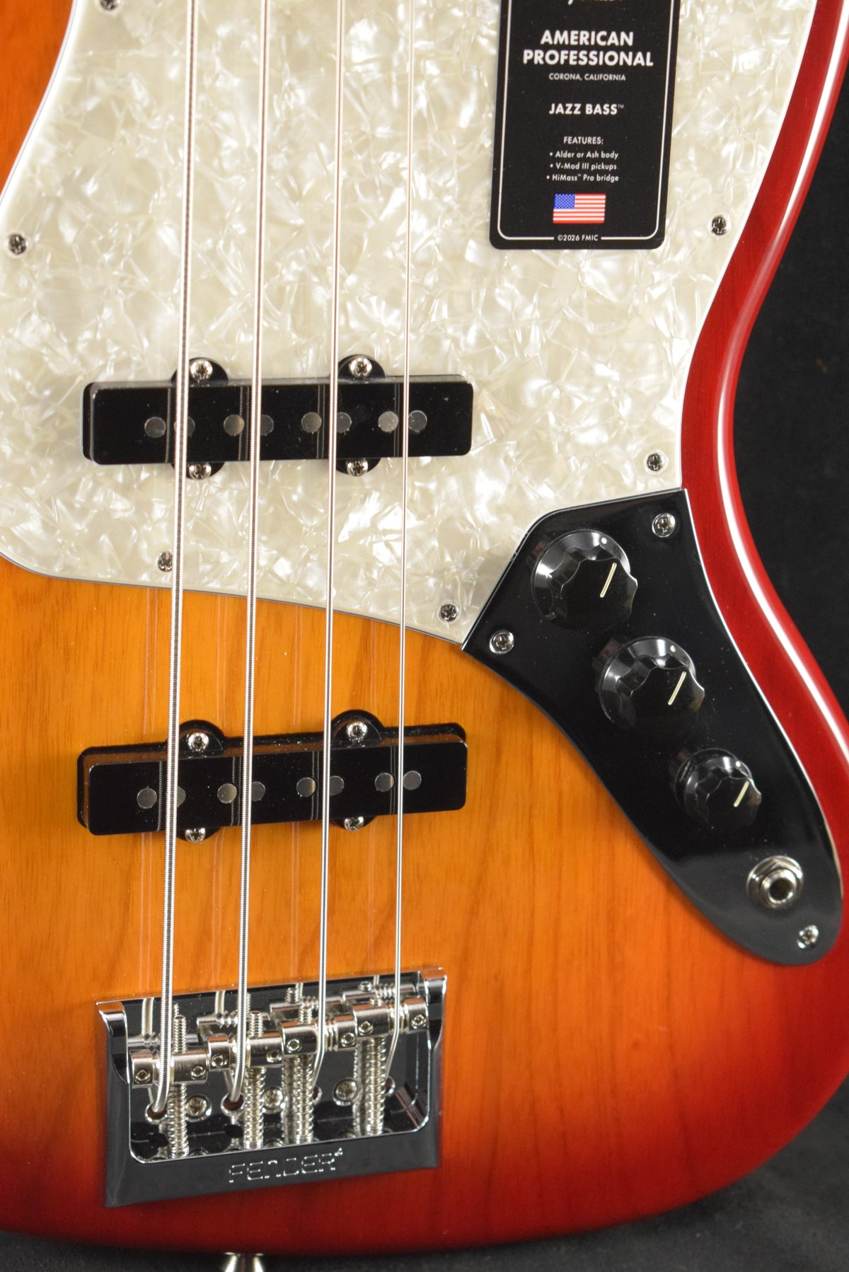 Fender American Professional Jazz Bass Aged Cherry Burst Maple Fingerboard