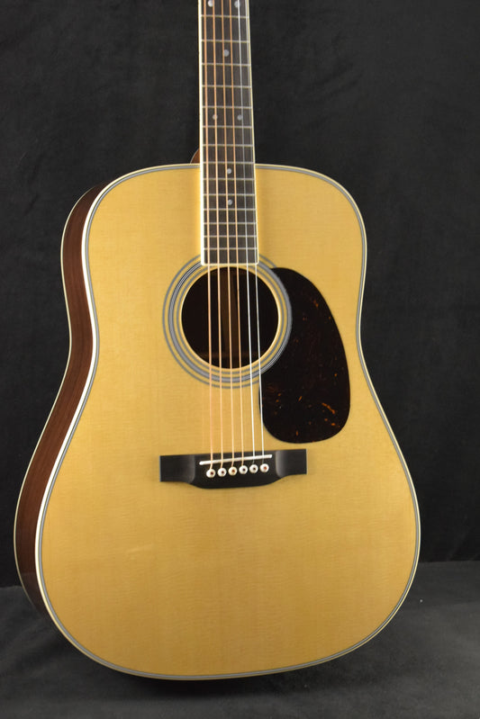 Martin D-35 Natural
