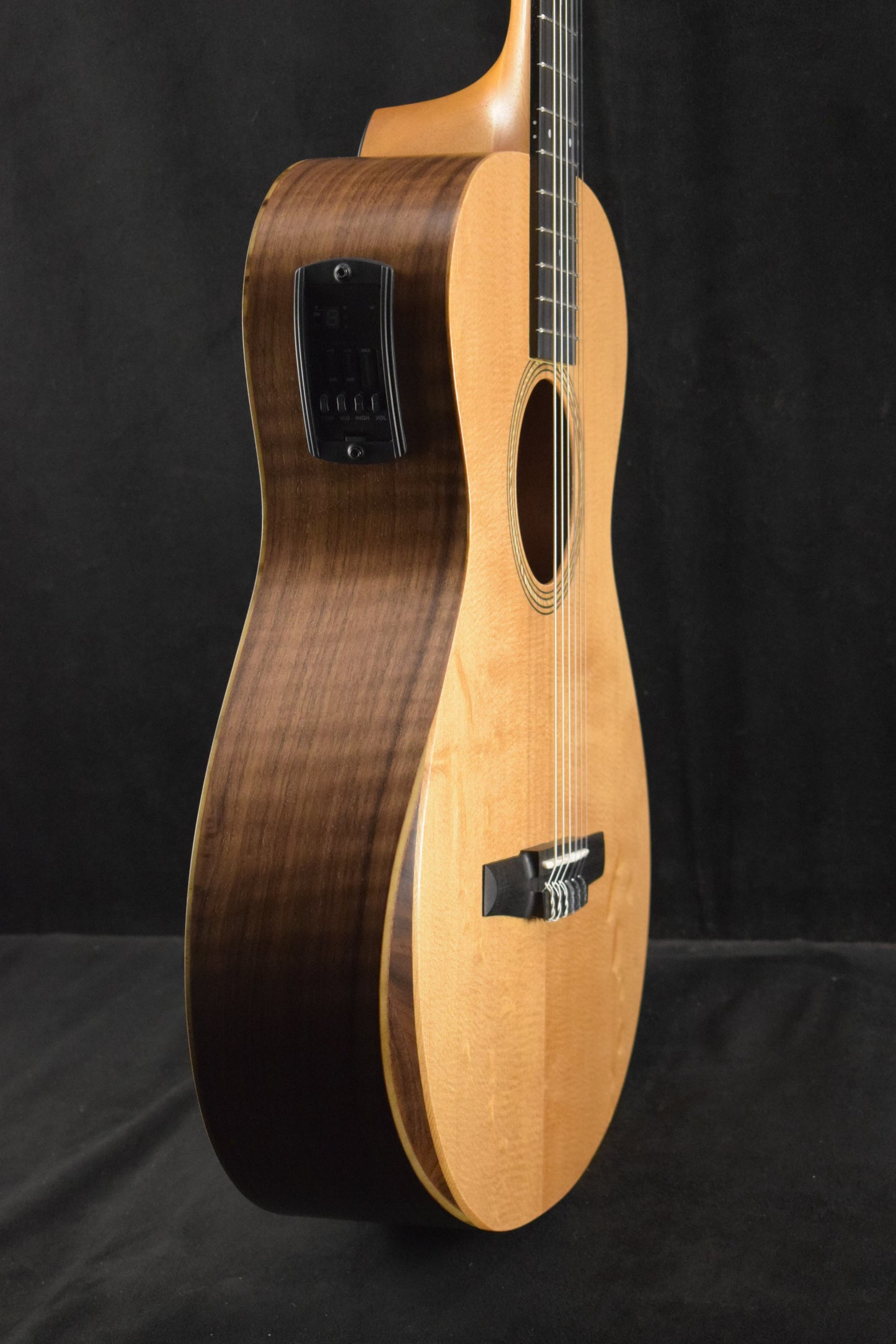 Taylor Academy 12e-N Nylon-String Acoustic-Electric Natural