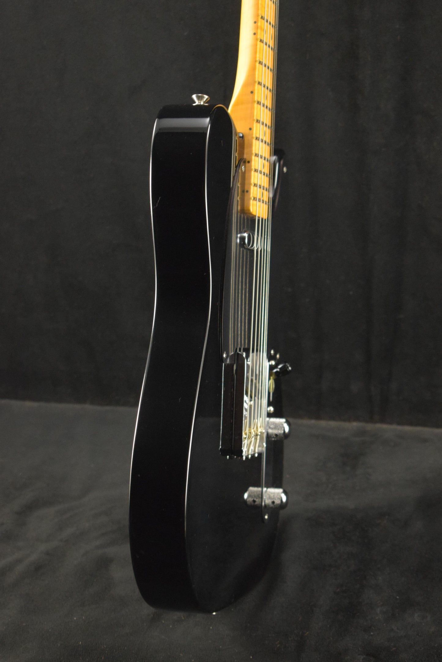 Fender Limited Edition American Vintage II 1951 Telecaster Flame Maple Fingerboard Black