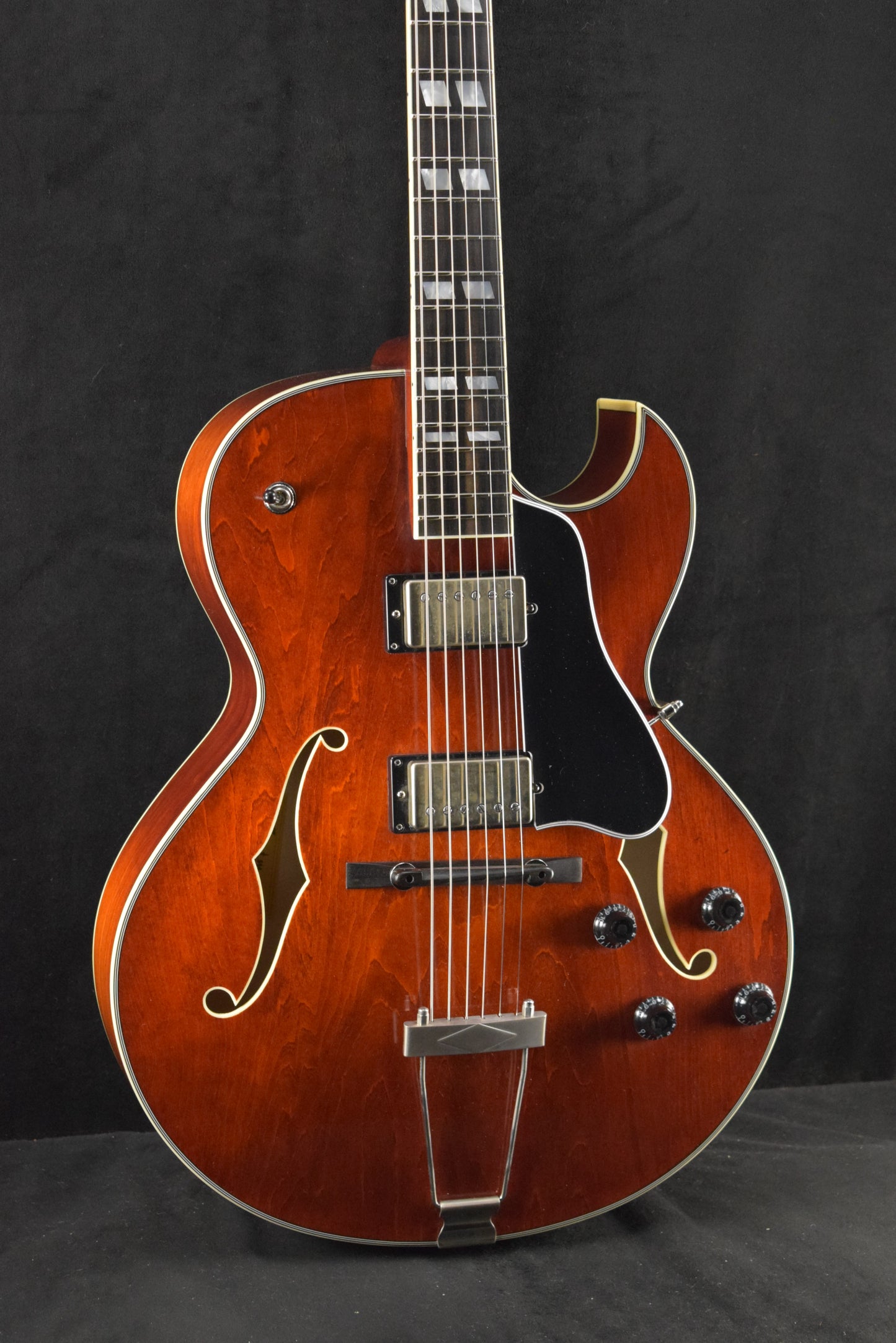 Eastman T49D/TV Dual Pickup Archtop Classic Truetone Vintage Gloss