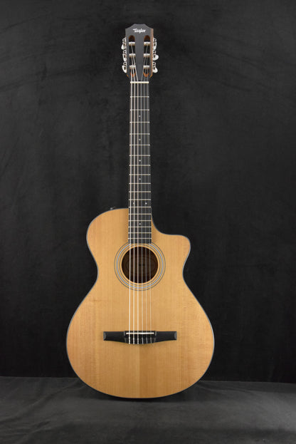 Taylor 112ce-N Nylon-String Acoustic-Electric Sapele/Torrefied Spruce Natural