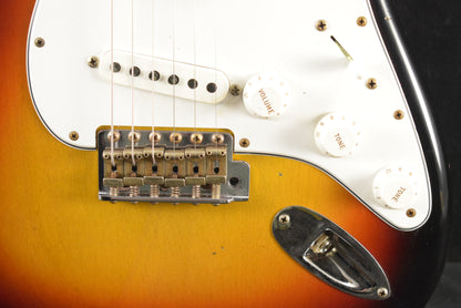 Fender Custom Shop 1969 Stratocaster Journeyman Relic 3-Color Sunburst