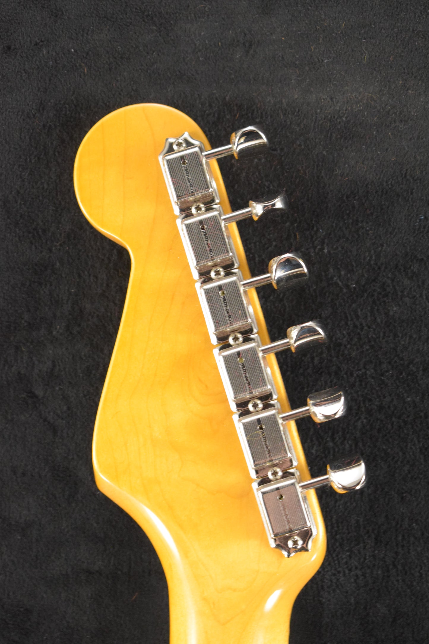 Fender Stories Collection Eric Johnson 1954 “Virginia” Stratocaster Maple Fingerboard 2-Color Sunburst