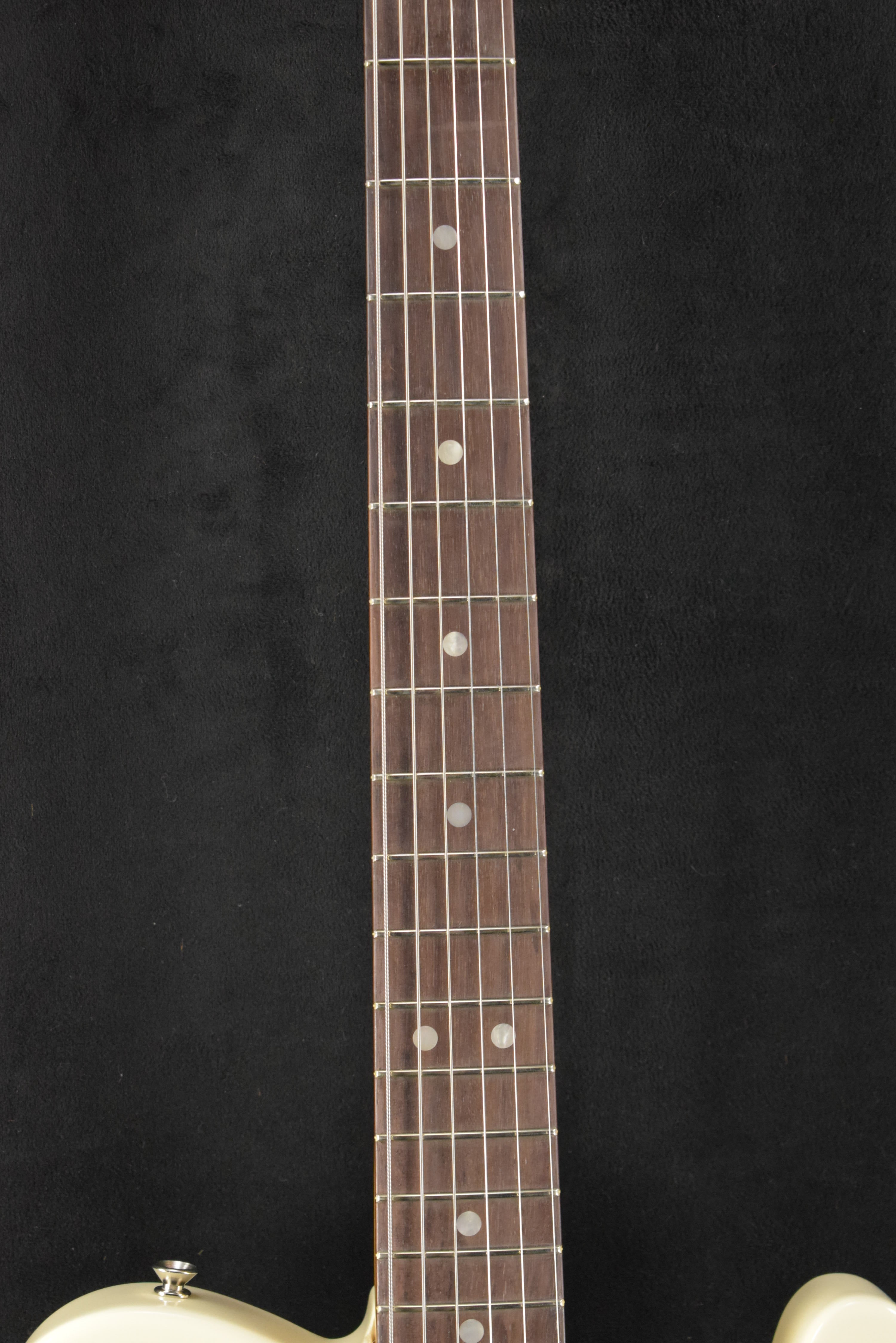 Fender American Vintage II 1977 Telecaster Custom Olympic White
