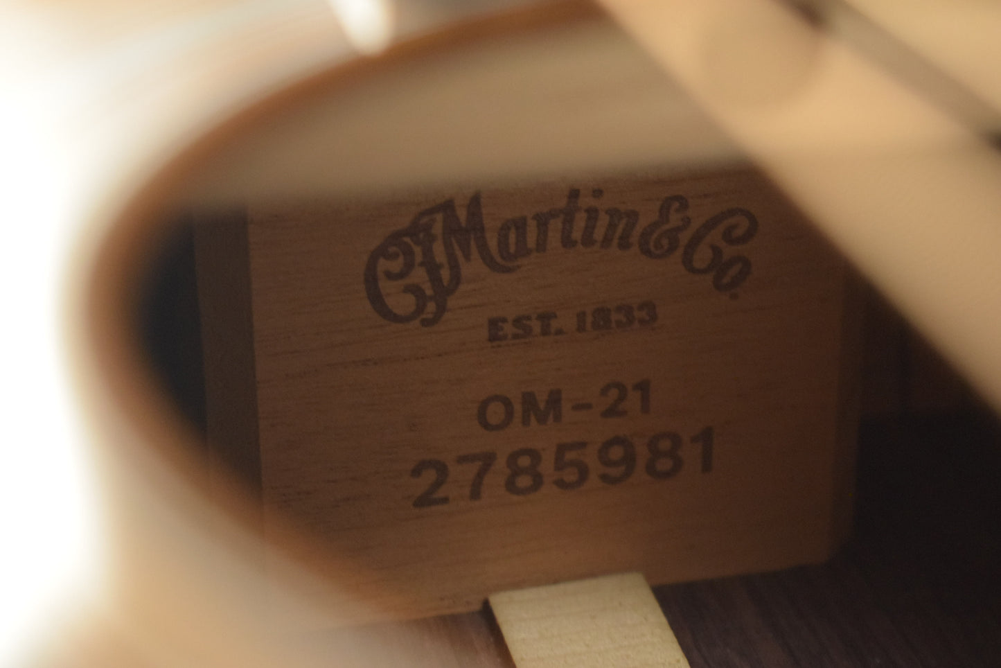 Martin OM-21 Ambertone
