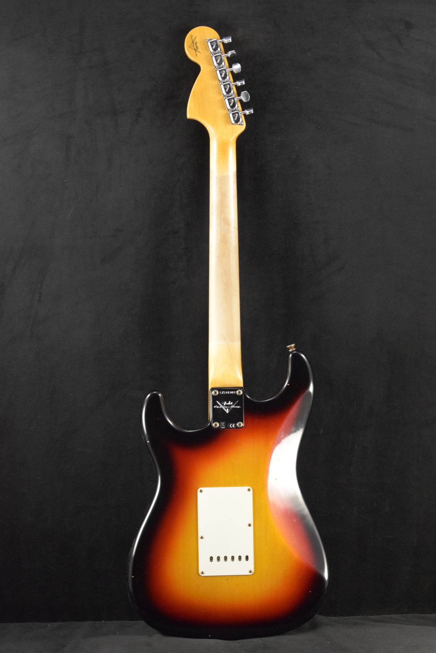 Fender Custom Shop 1969 Stratocaster Journeyman Relic 3-Color Sunburst