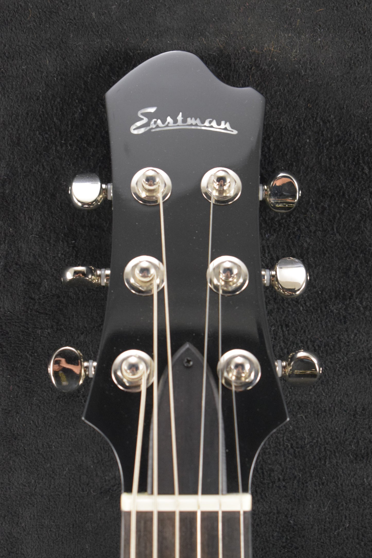 Eastman Romeo-NYC 14" Thinline Black Truetone Gloss