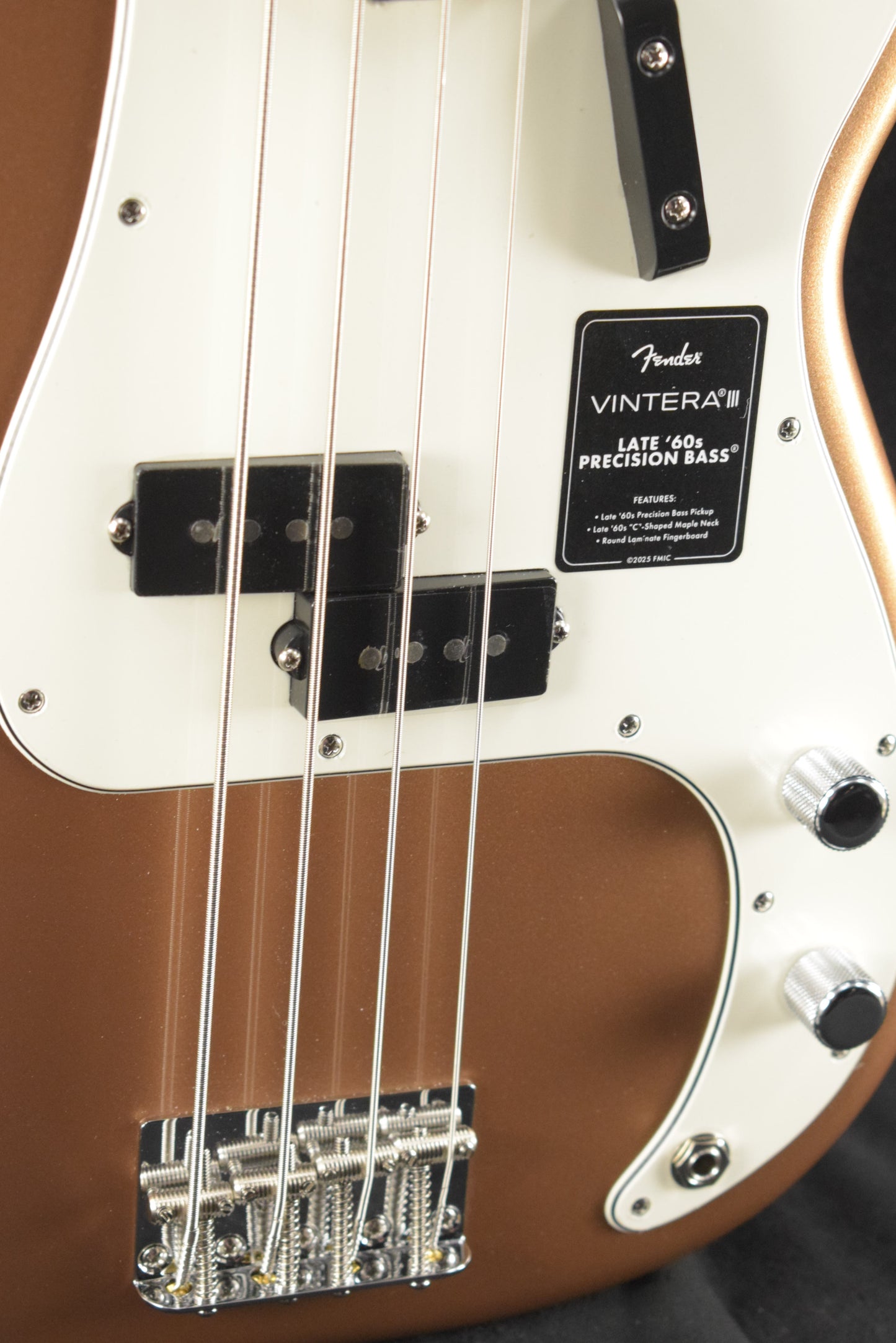 Fender Vintera III Late '60s Precision Bass Firemist Gold Rosewood Fingerboard