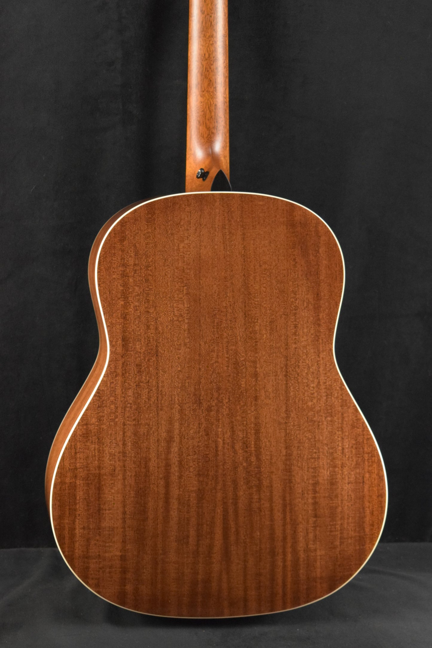 Taylor Gold Label 517e SB Sunburst w/ Firestripe Pickguard