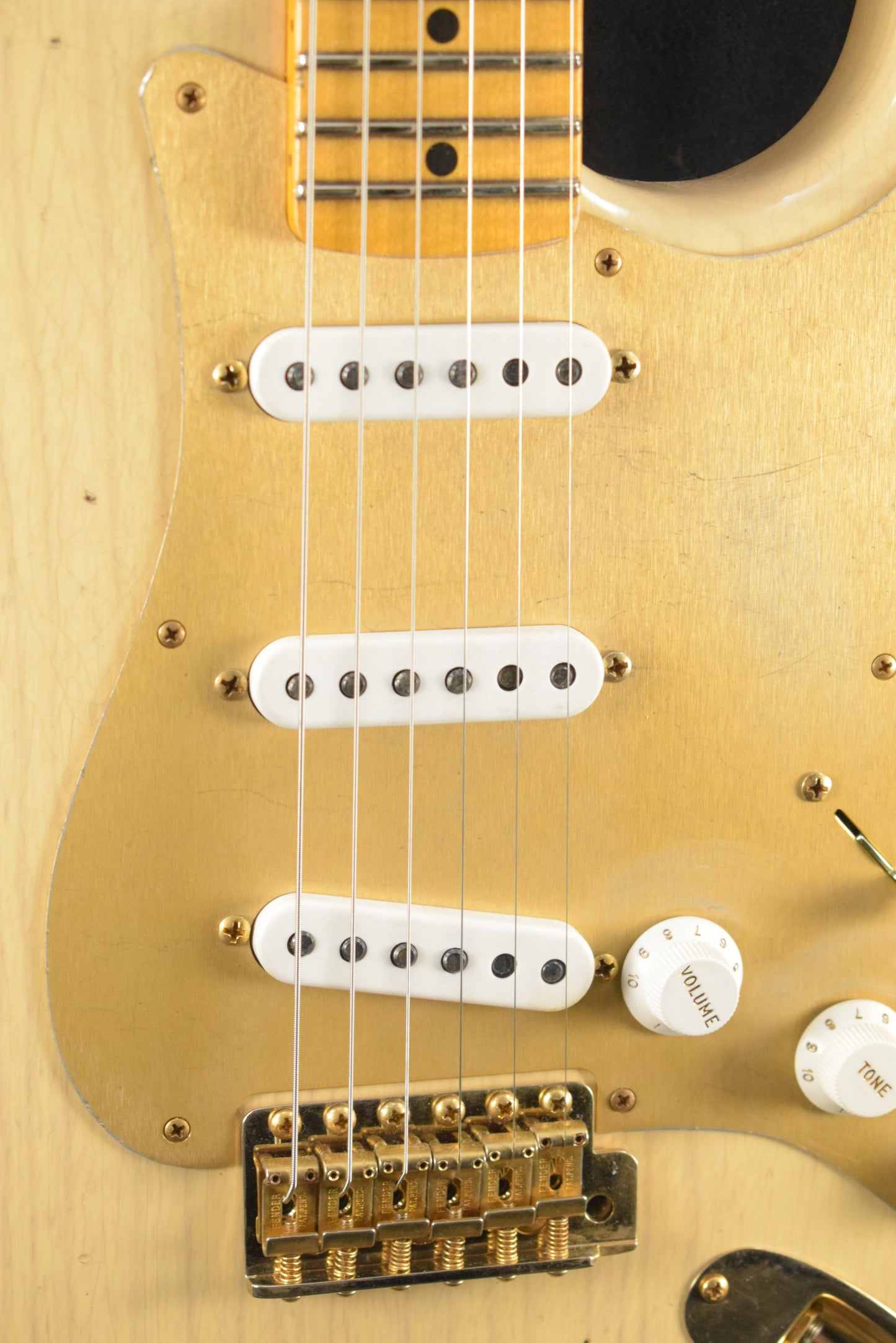 Fender Limited Edition 1955 "Bone-Tone" Strat Relic - Aged Honey Blonde