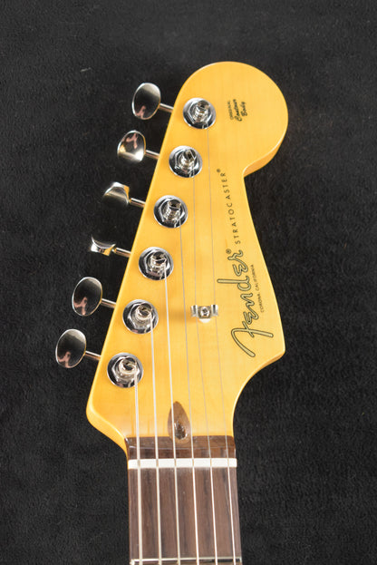 Fender Limited Edition American Professional Classic Stratocaster featuring the Fender Silent System 3-Color Sunburst