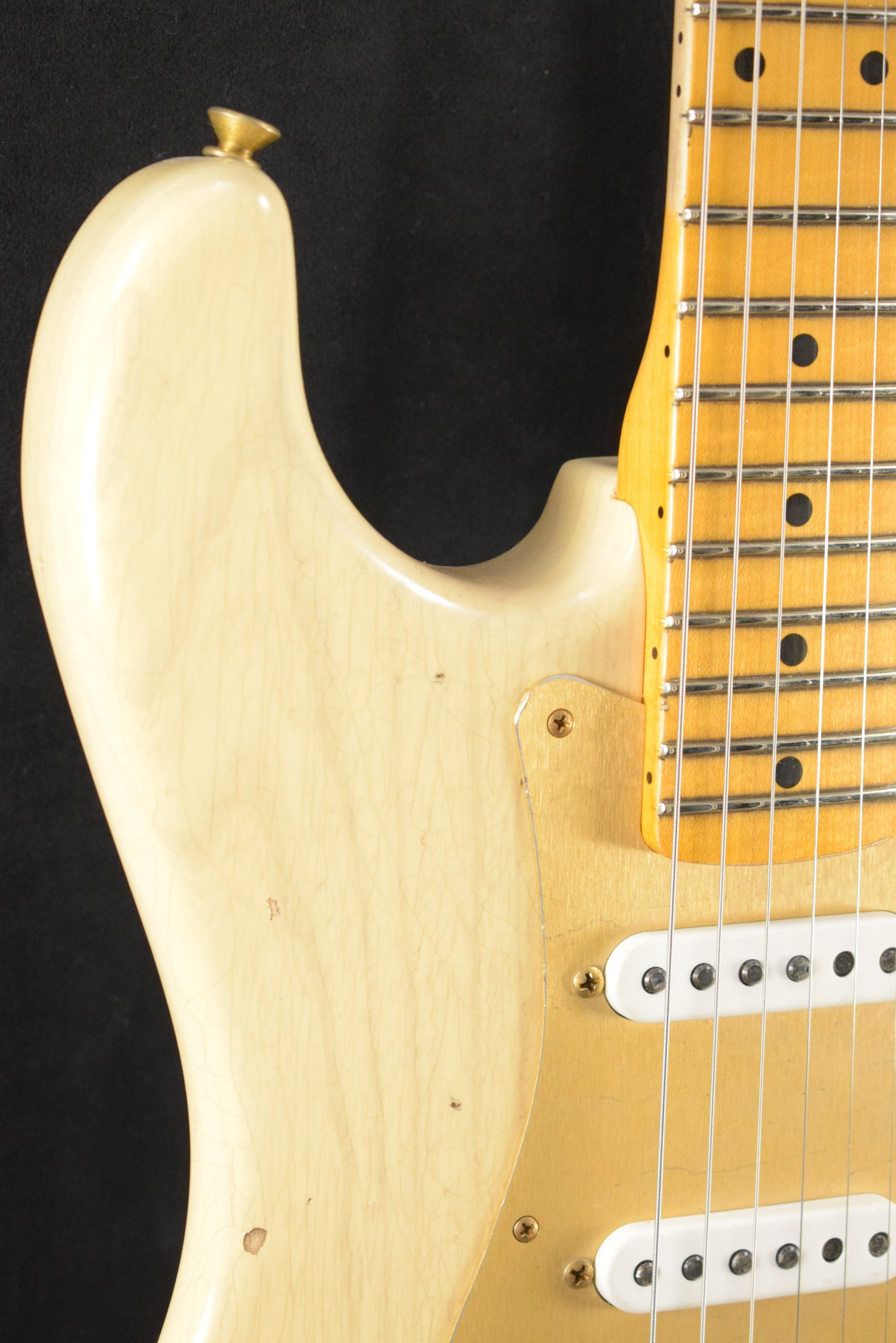 Fender Limited Edition 1955 "Bone-Tone" Strat Relic - Aged Honey Blonde