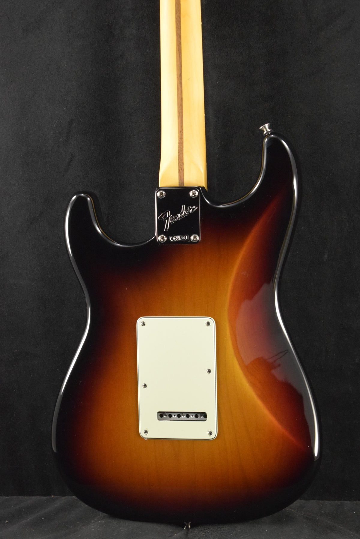 Fender Limited Edition American Professional Classic Stratocaster featuring the Fender Silent System 3-Color Sunburst