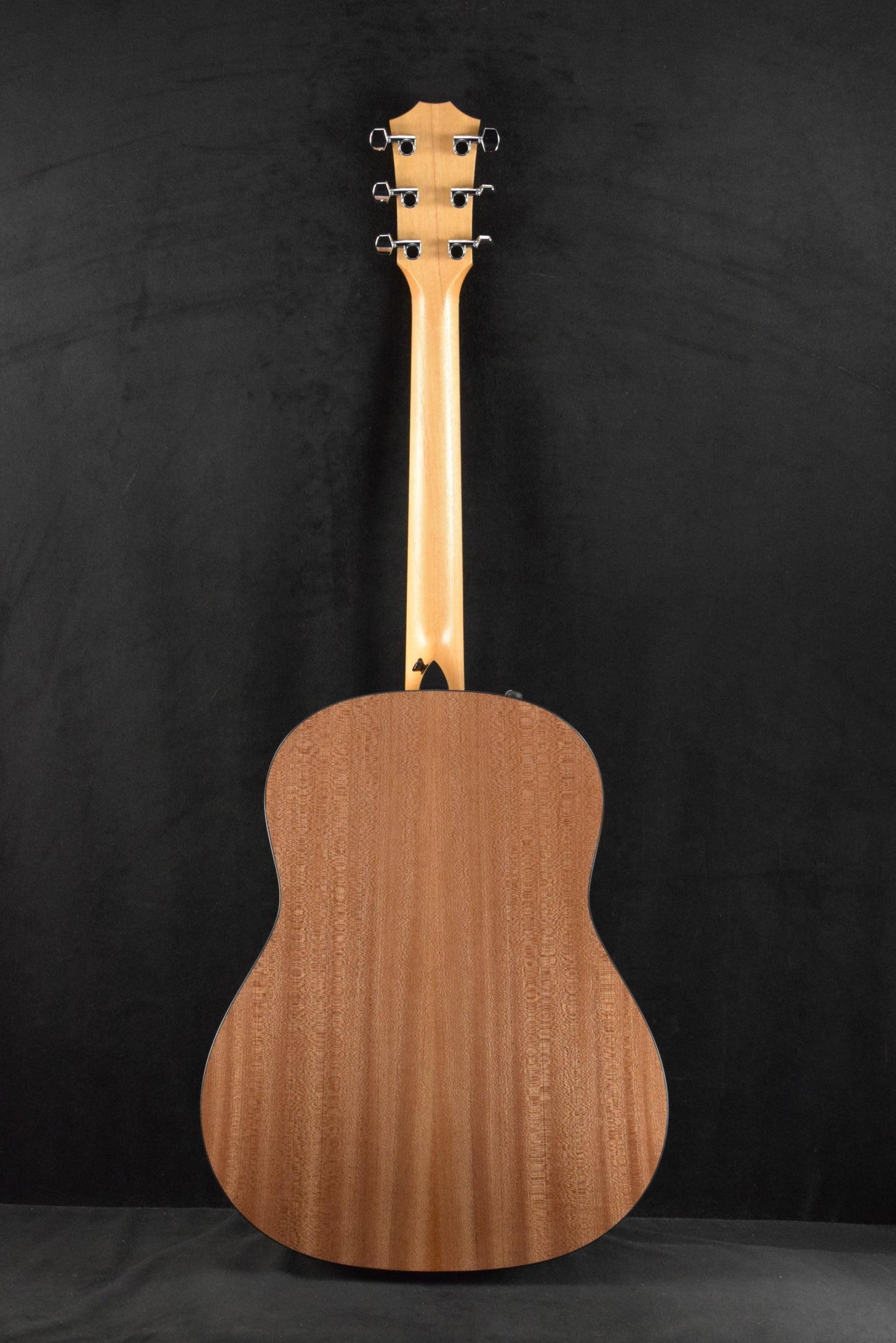 Taylor 117e Grand Pacific Dreadnought Natural Satin