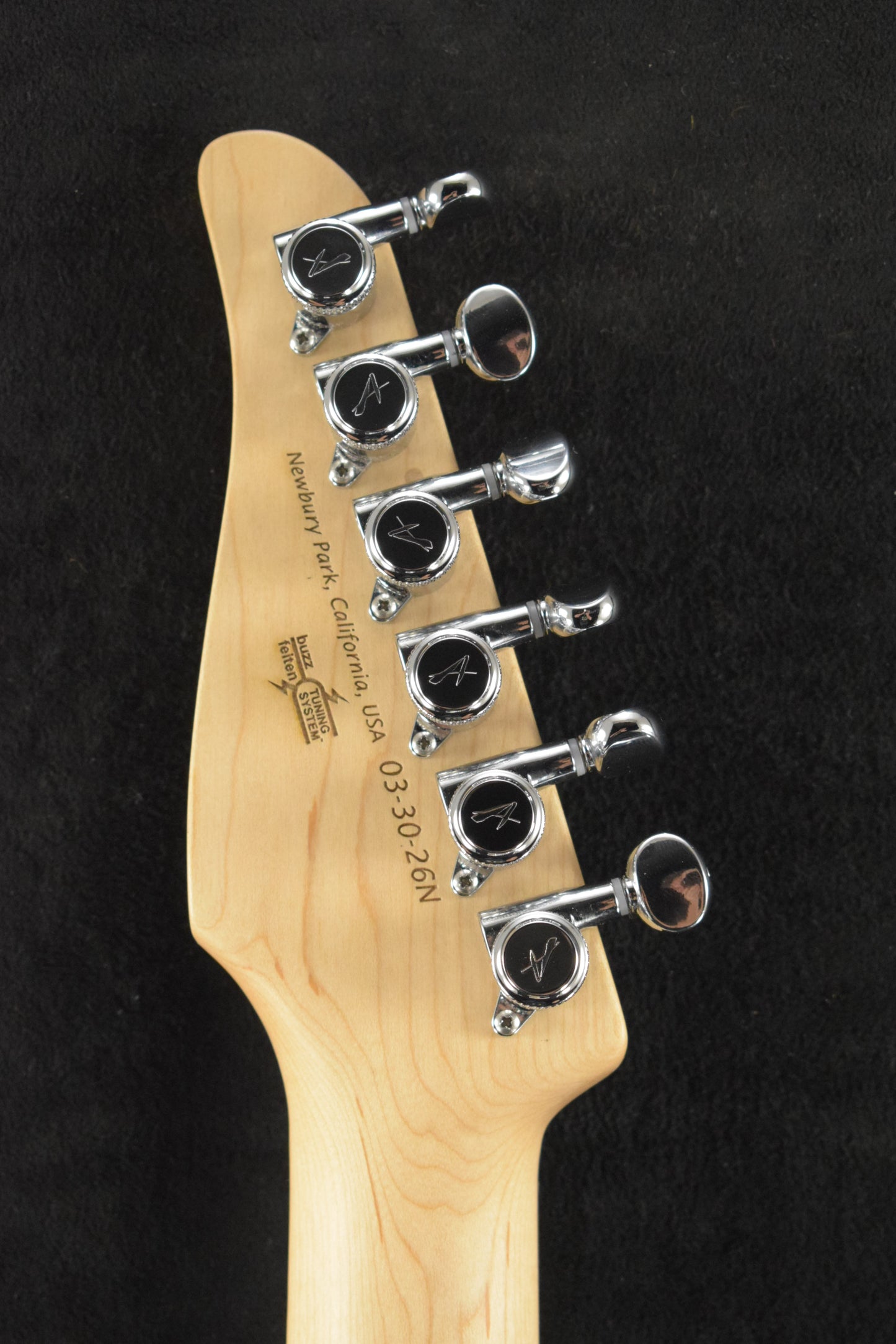 Tom Anderson Raven Classic Arctic White