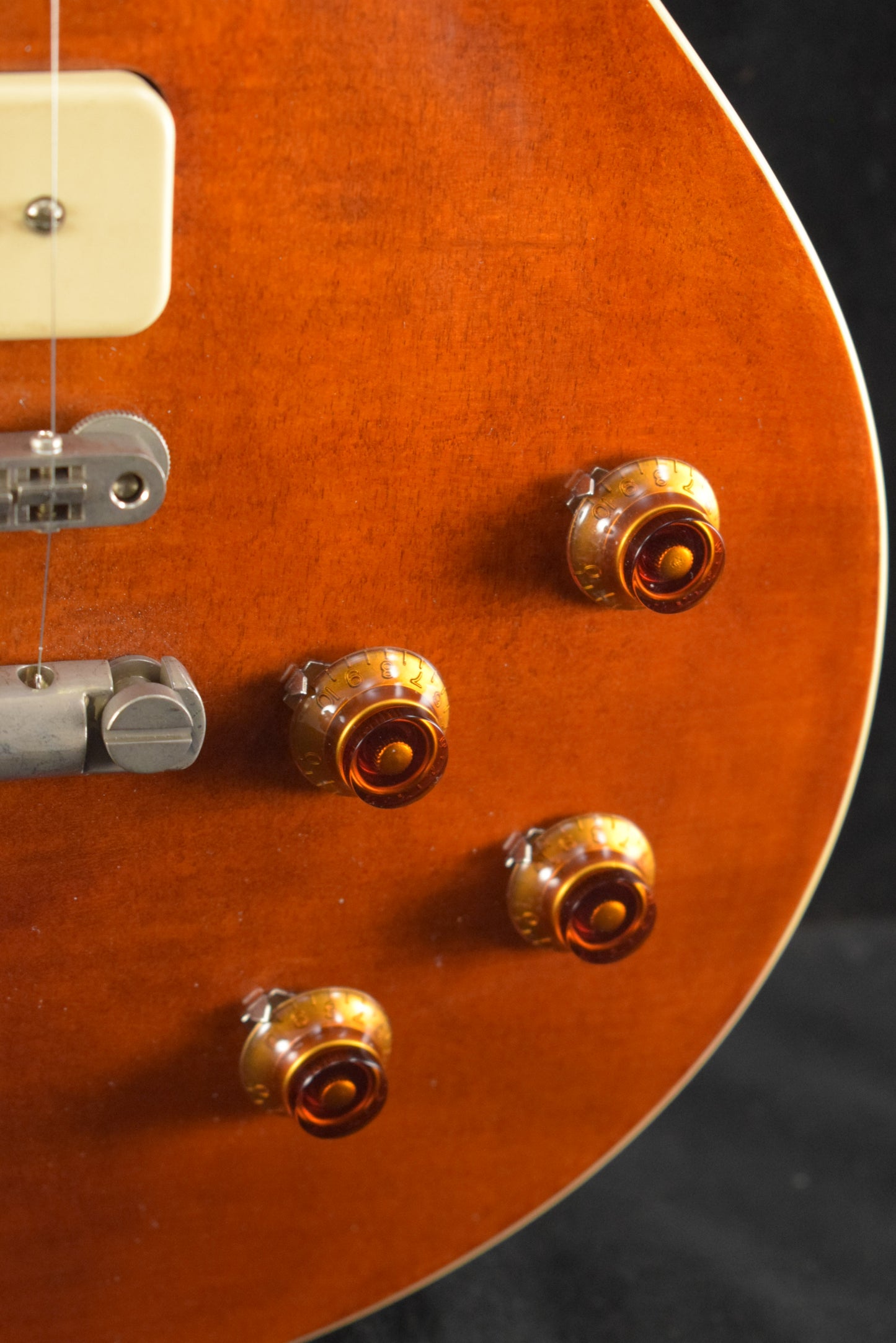 Eastman SB56/TV-AMB Vintage Amber