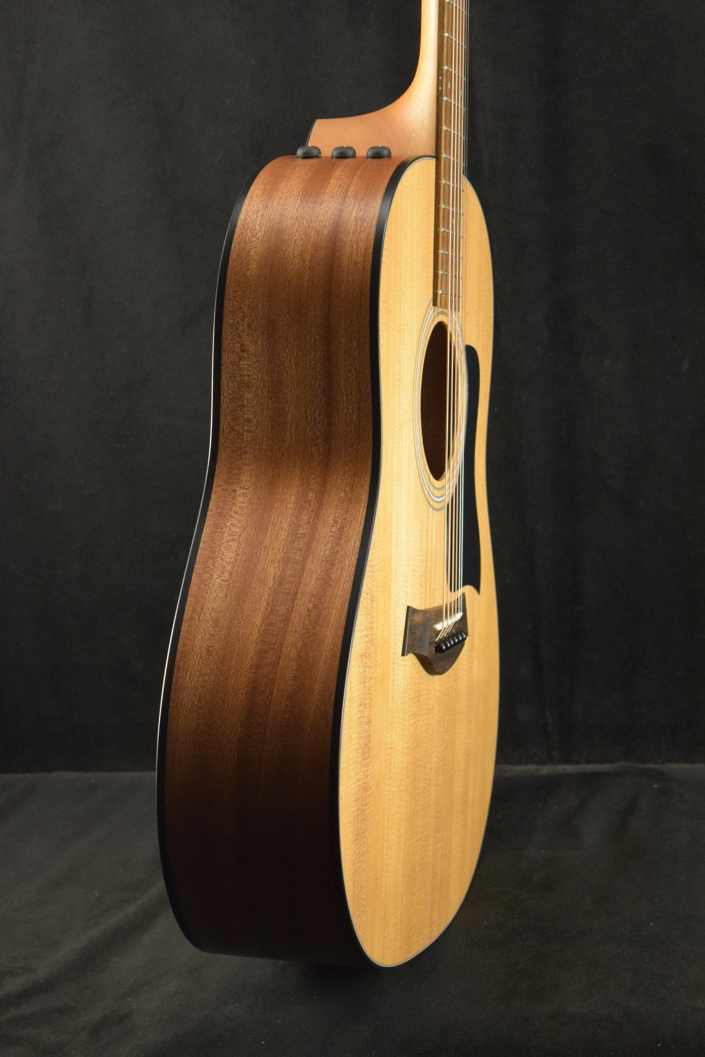 Taylor 117e Grand Pacific Dreadnought Natural Satin