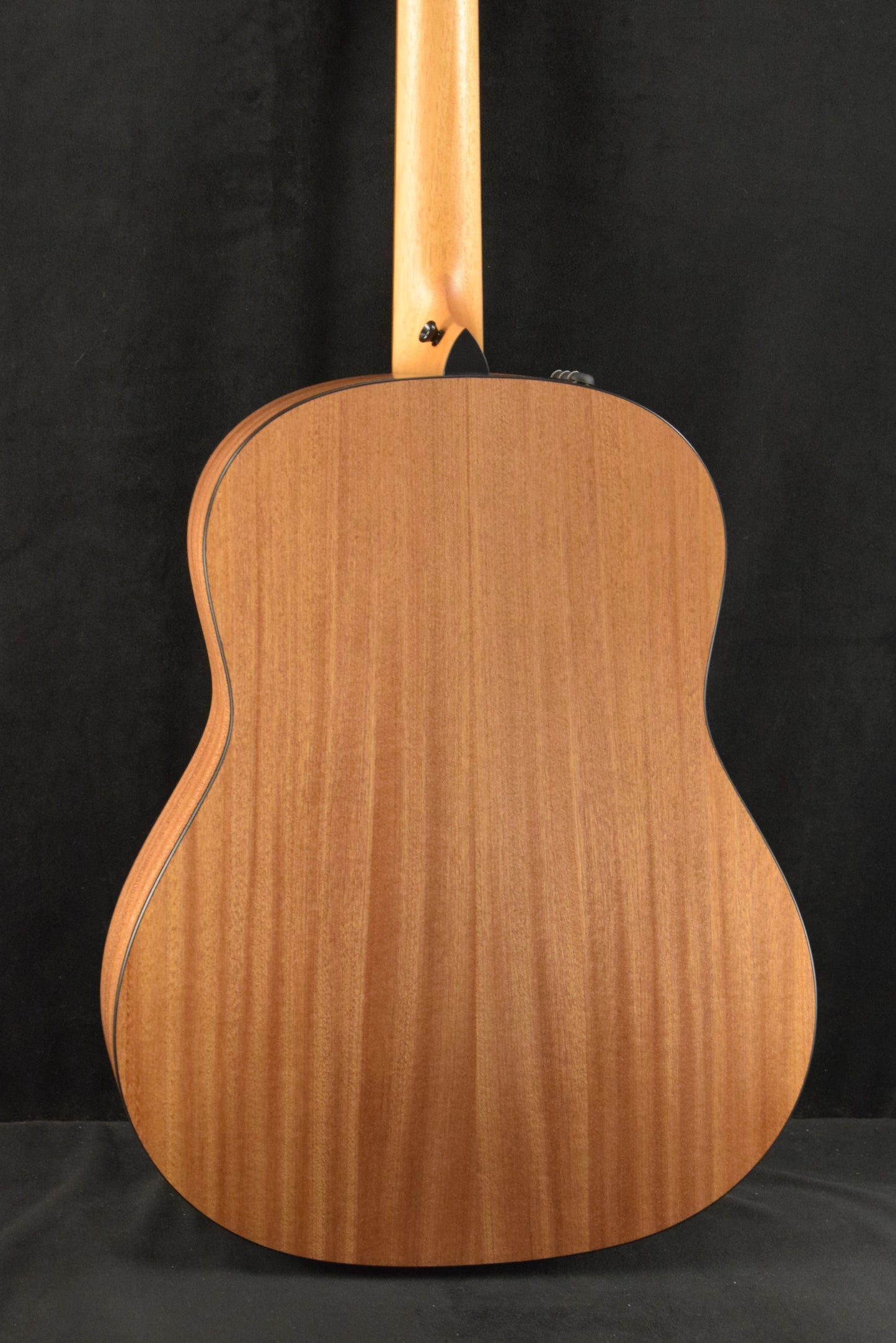 Taylor 117e Grand Pacific Dreadnought Natural Satin