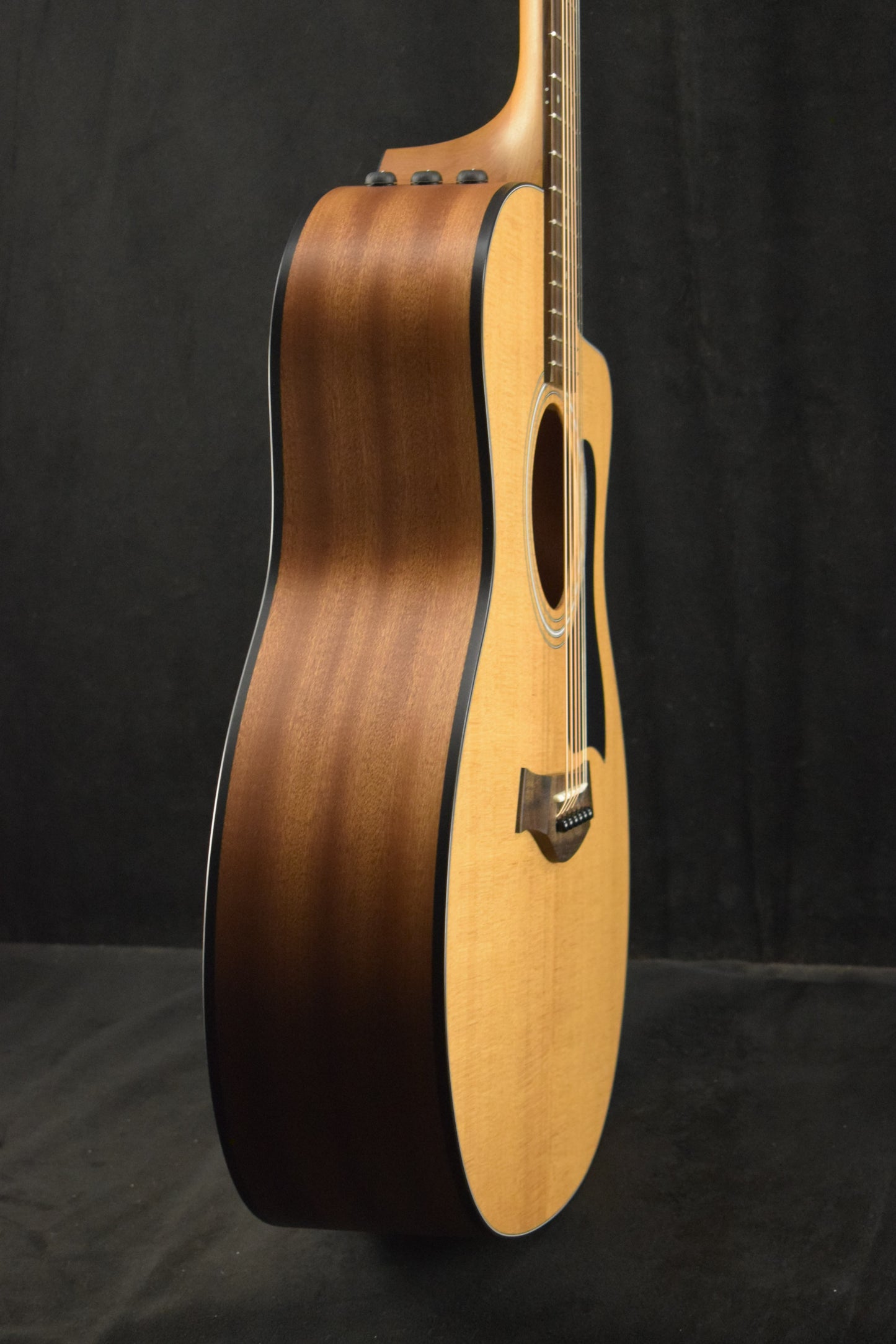 Taylor 114ce Sapele/Torrefied Spruce Natural
