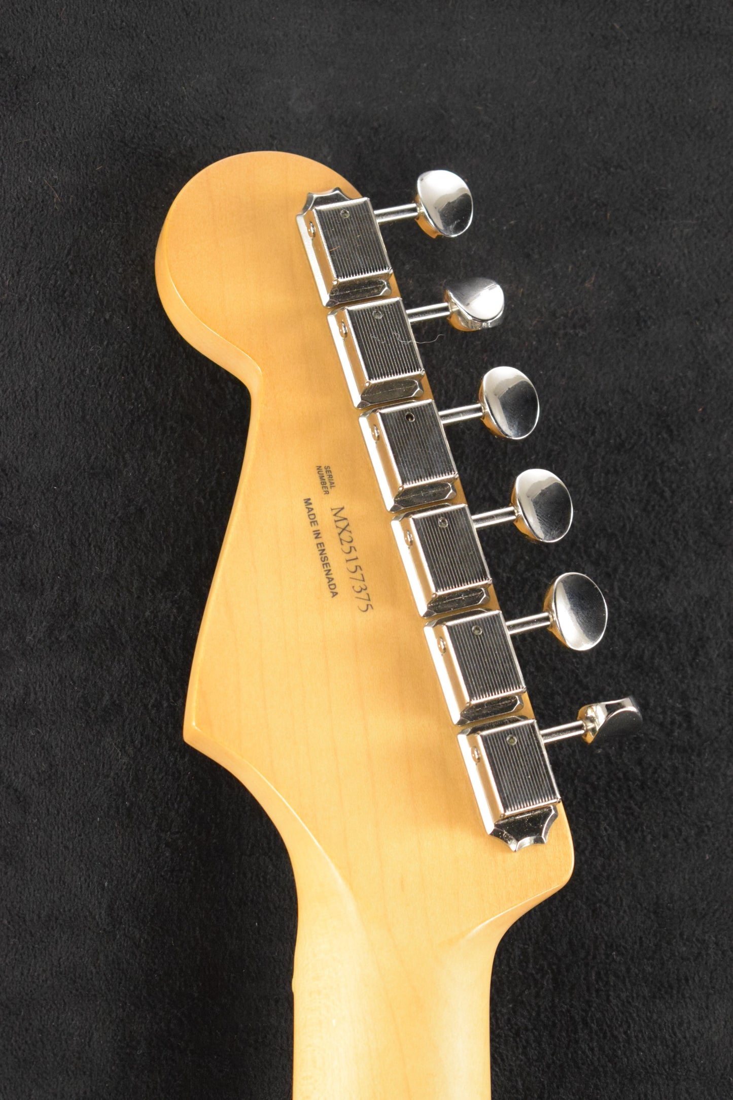 Fender Player II Stratocaster Black Maple Fingerboard